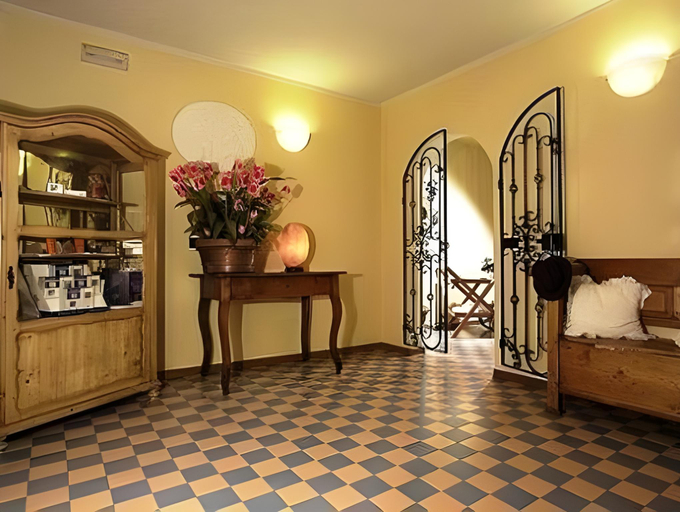 Public Area, Hotel Caminetto, Trento