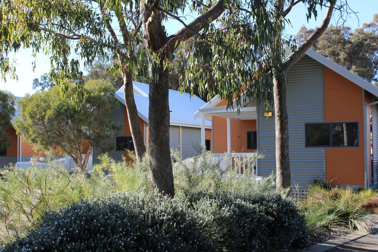 Exterior 11