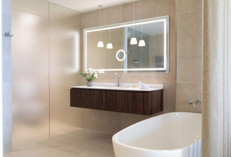 Bathroom 5, Grand Hotel Fasano & Villa Principe, Brescia