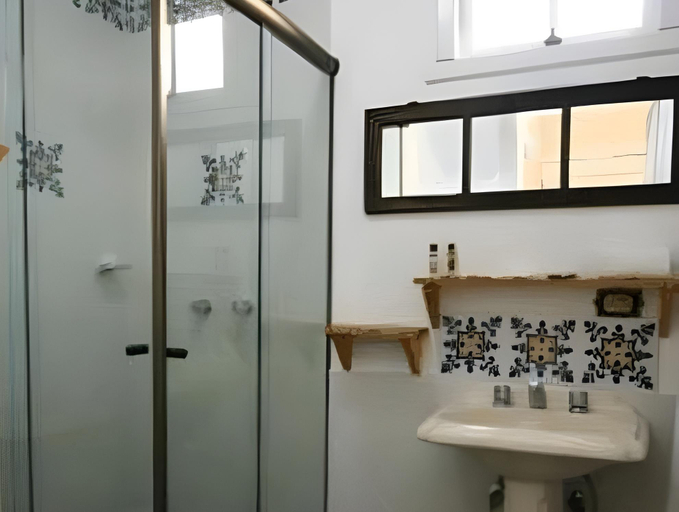 Bathroom 4, Aardvark Inn Pousada, Gramado