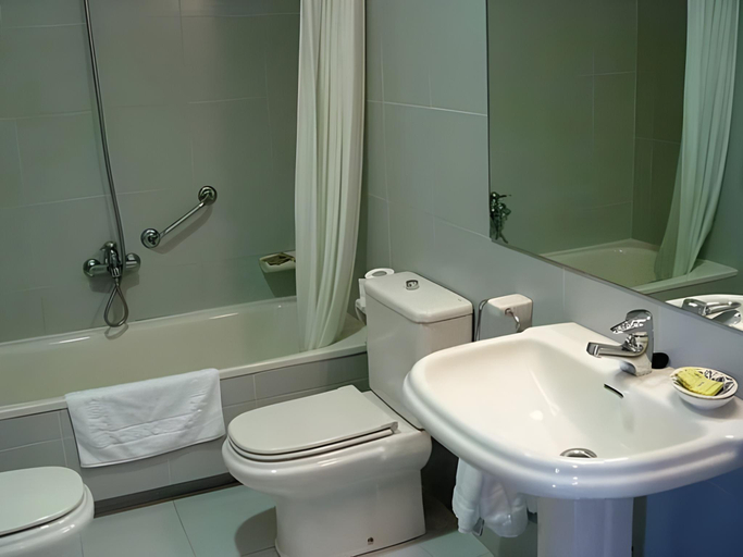 Bathroom 3, Pazo de Sedor, A Coruña