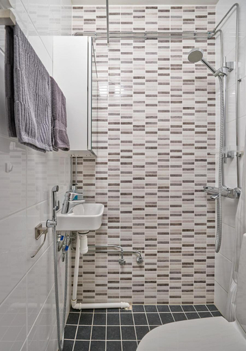 Bathroom 4, Hotelli-Ravintola Gasthaus Lohja, Uusimaa
