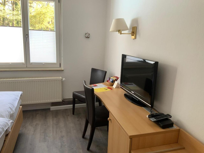 Bedroom 2, Hotel Wintersmuhle, Bielefeld