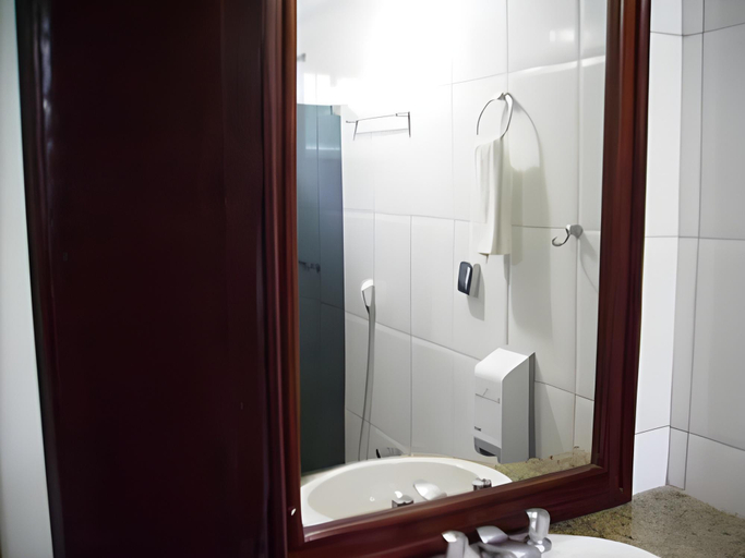 Bathroom 4, Hotel Ponta de Areia, Porto Seguro