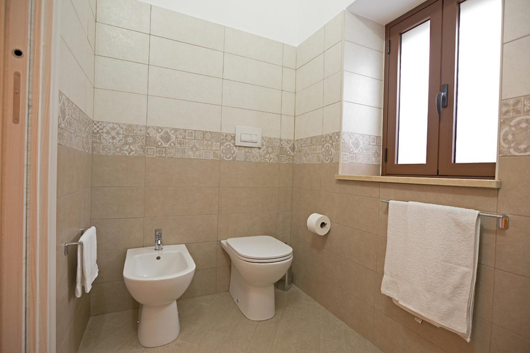 Bathroom 2, B&B Acquachiara, Reggio Di Calabria