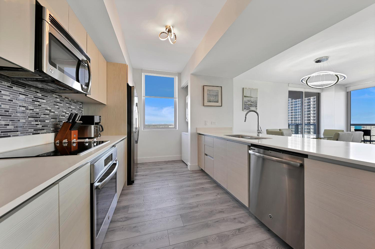 4, Three-Bedroom Beachwalk Resort Apartment, Broward