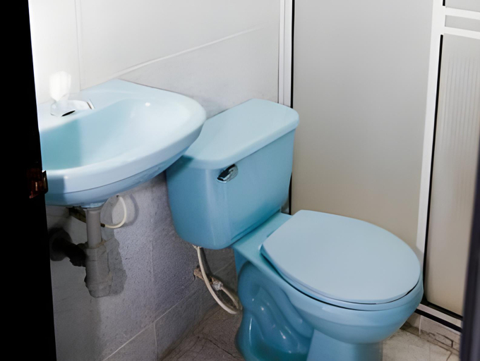 Bathroom 3, Hotel Tayromar, Santa Marta (Dist. Esp.)
