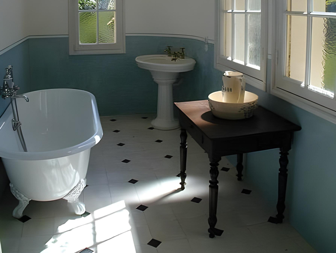 Bathroom 2, Chateau Belle Epoque - Chambres d'Hotes & Gites, Landes