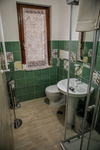 Bathroom 4, Montagnavivacilento - Tripla (Monte Vivo, Salerno