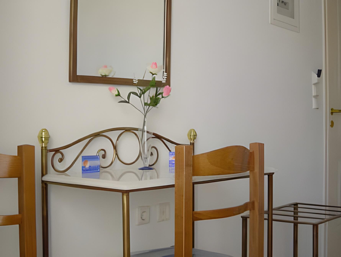 Bedroom 2, Ethrion, South Aegean