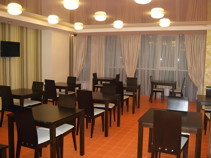 Food & Drinks 3, Pioneer Luxe Hotel, Saratovskiy rayon