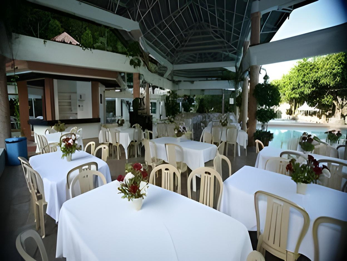 Food & Drinks 3, Splash Mountain Resort & Hotel, Los Baños