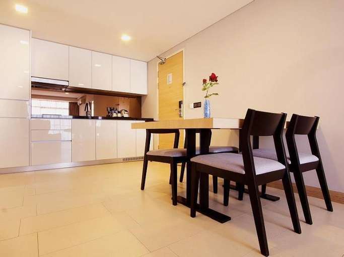 Dining Room 25