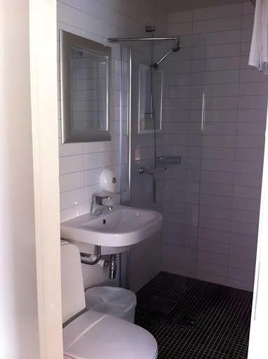 Bathroom 5, Comfort Hotel Fosna, Kristiansund