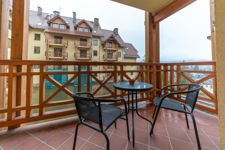 Balcony/terrace 5, RentPlanet - Apartamenty Szrenica, Jelenia Góra