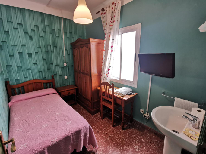 Bedroom 9