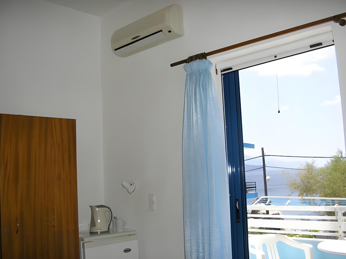 Others 4, Klima Rooms, Crete