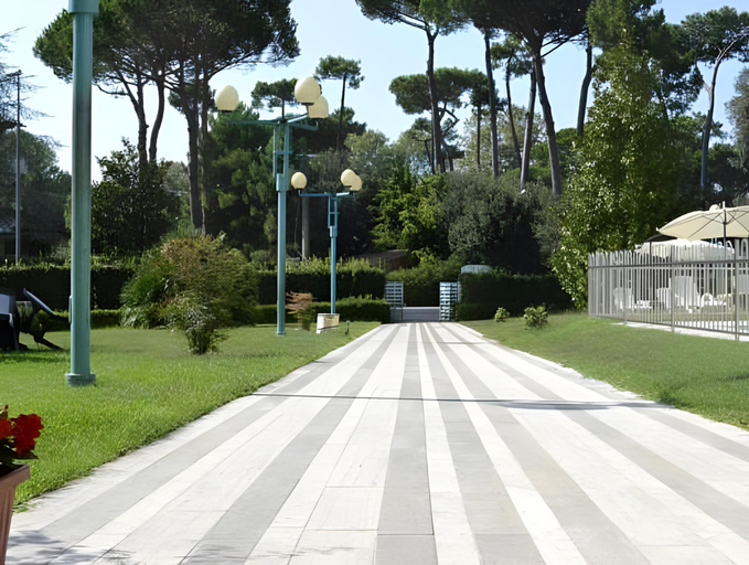 Surrounding environment, Onda Marina, Lucca