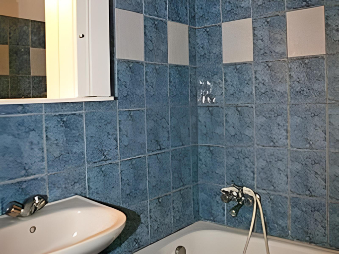 Bathroom, Aspro Spiti Hotel, South Aegean
