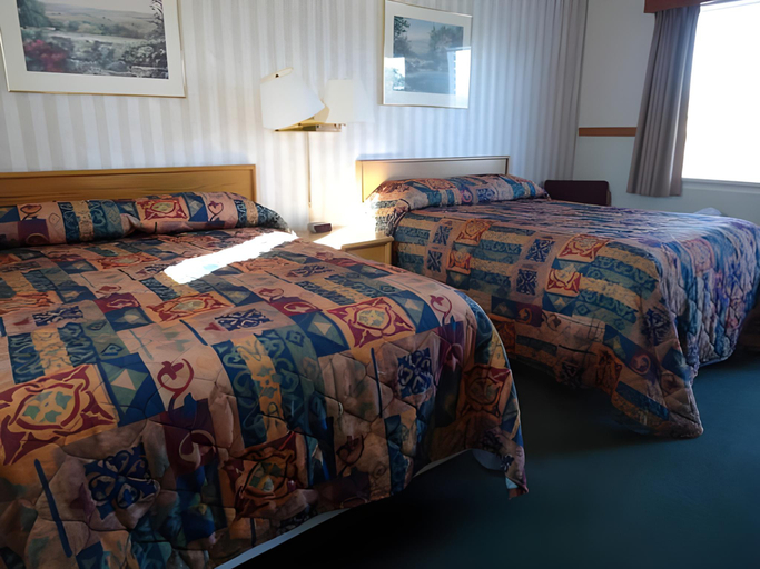 Bedroom 3, Kingsway Inn Motel, Thunder Bay