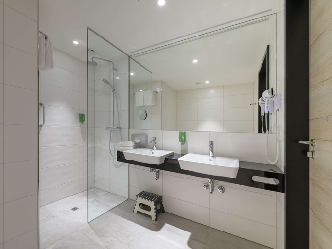ibis Styles Bad Reichenhall - Tap to explore photos