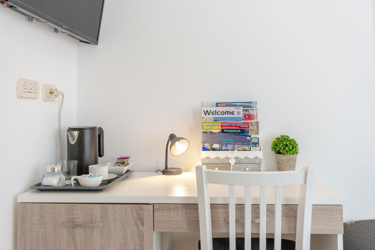 Facilities 5, Studio Apartment & Room TEN - Free parking, Dubrovnik