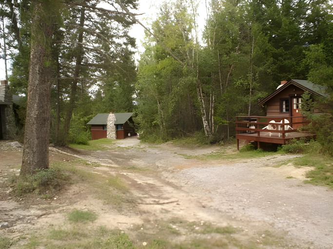 Others 3, Addison's Bungalows, East Kootenay