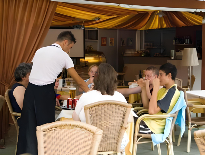 Food & Drinks 4, Camping Village Butterfly, Verona