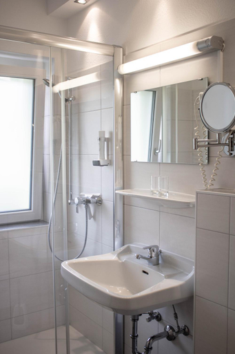 Bathroom, Gasthof Gosauschmied, Gmunden