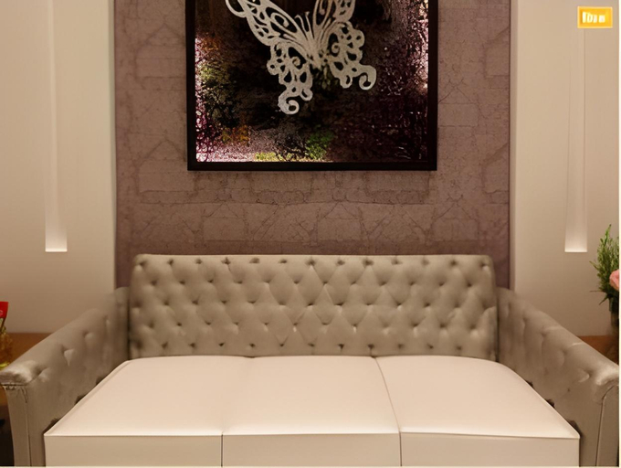 Public Area, Hotel Vinyasa, Thane