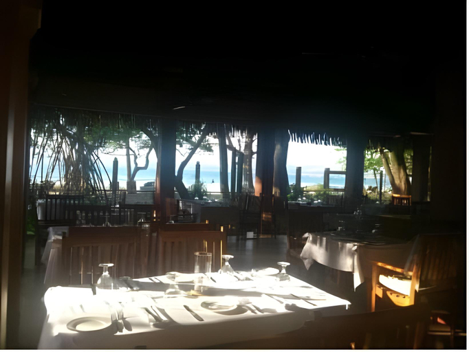 Food & Drinks 5, Capitan Suizo Beachfront Boutique Hotel, Santa Cruz