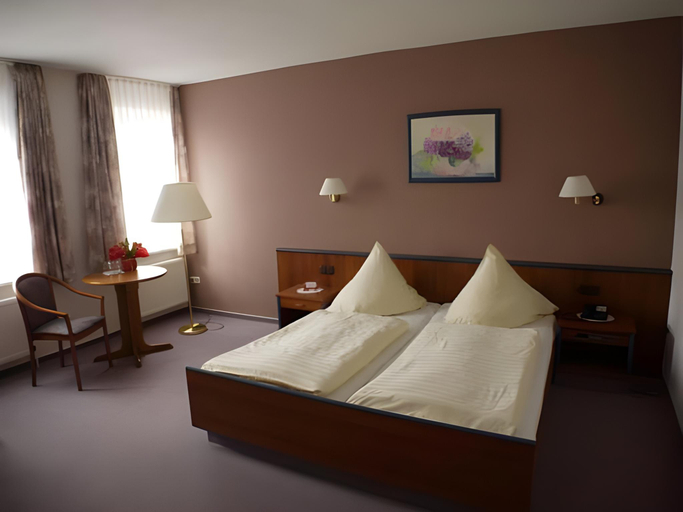 Bedroom 3, Hotel Friesische Wehde, Friesland
