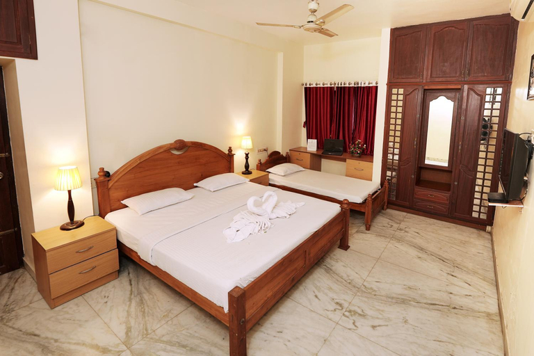 Bedroom 3, METROPOLITAN SERVICED VILLA, Ernakulam