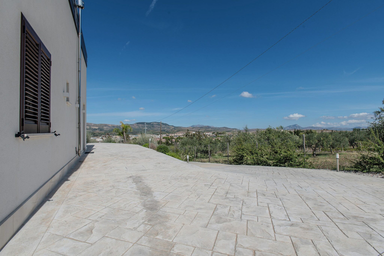 Others 5, Villa Ginevra, Trapani