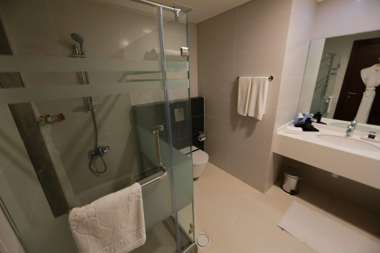Bathroom 4, Coral Tower Hotel By Hansa, Wadi Essier