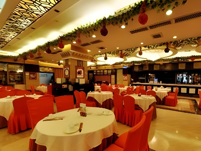 Food & Drinks, Vienna Hotel Shenzhen Pinghu Center Metro Station, Shenzhen