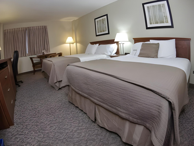 Bedroom 3, Clarion Hotel & Suites, Division No. 7