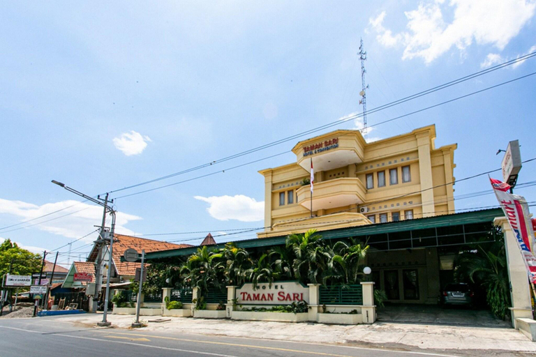 Exterior & Views 4, RedDoorz Plus near Alun Alun Karanganyar, Karanganyar