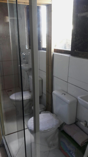 Bathroom 3, Hospedaria Green Hostel, Florianopolis