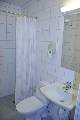 Bathroom 3, Rødungstøl Høyfjellshotell, Ål