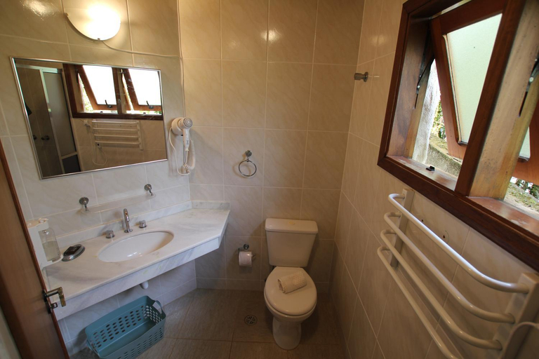 Bathroom 3, Pousada Aguia da Montanha, Camanducaia