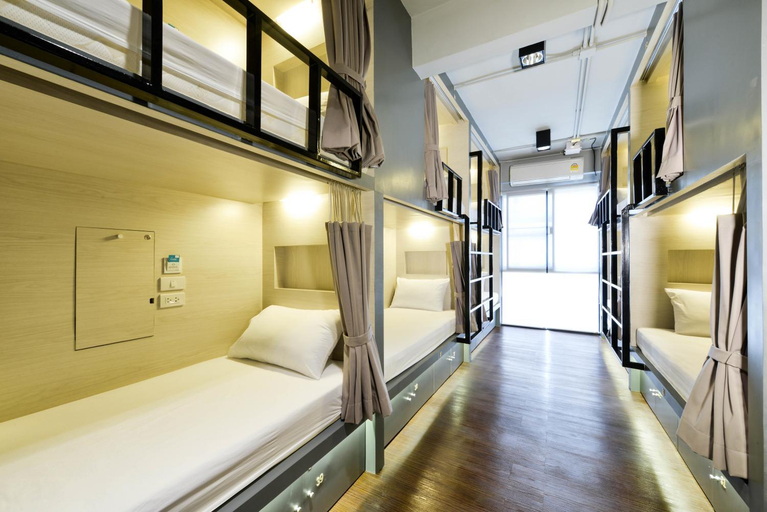Bedroom 25