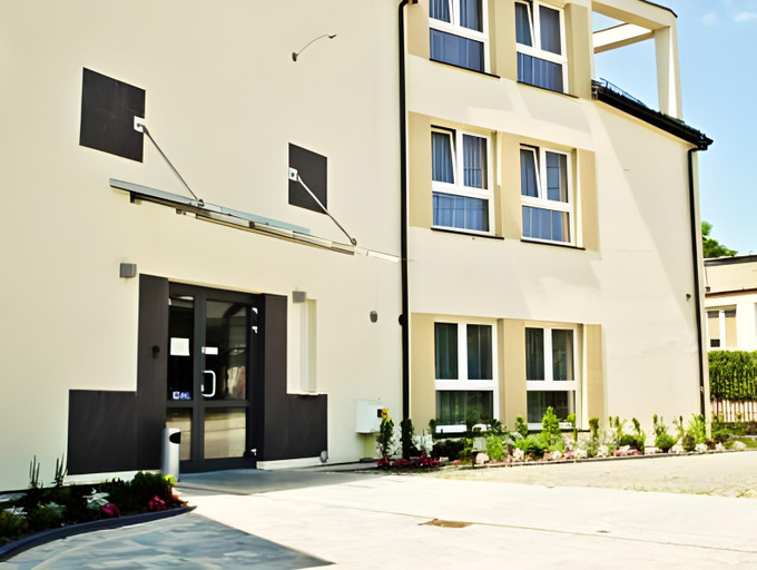 Exterior & Views 1, Hotel Sokolowska Airport Modlin, Nowy Dwór Mazowiecki