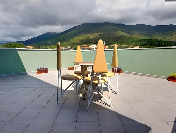Others 2, Villamir B&B, Savona