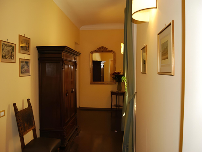 Interior view 4, B&B Residenza Giotto, Florence