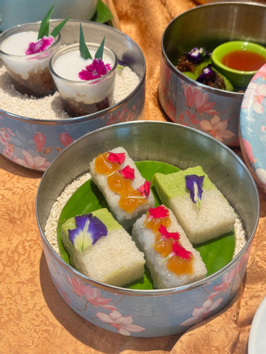 Food & Drinks 7