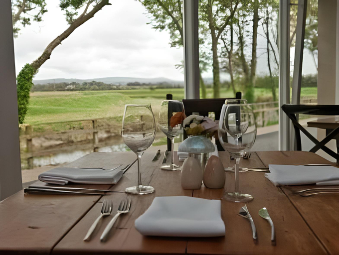 Food & Drinks 3, The Cartford, Lancashire