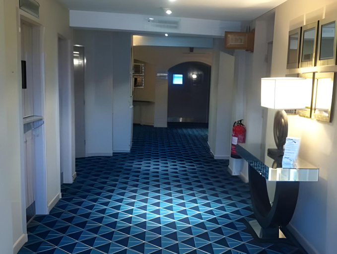 Public Area 2, Barons Court Hotel Walsall, Walsall
