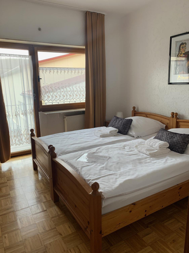 Bedroom 2, Hotel Bettelhaus, Bad Dürkheim