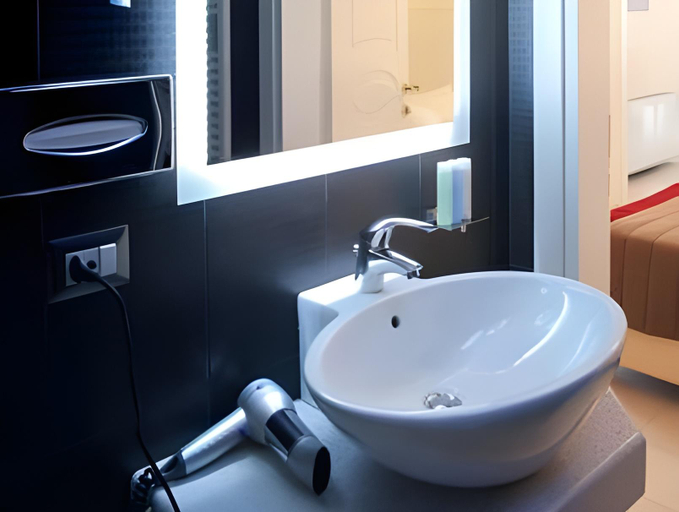 Bathroom 5, L'Araba Fenice Hotel & Resort, Salerno